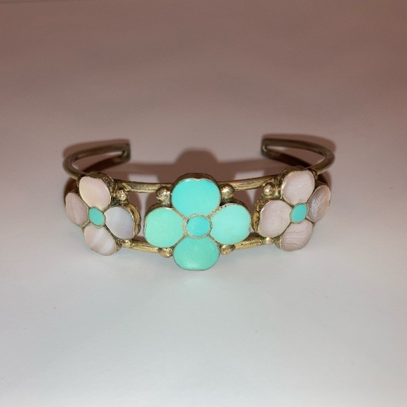 Zuni Jewelry - VINTAGE rare signed Zuni sterling silver mother of pearl turquoise bracelet cuff